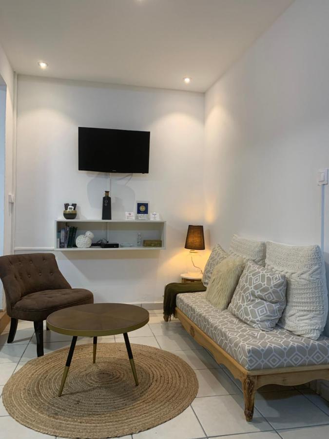 Locastudio - Carambole Sainte-Anne  Ngoại thất bức ảnh