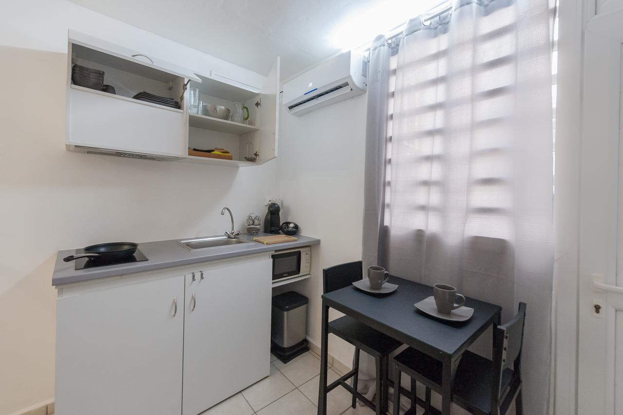Locastudio - Carambole Sainte-Anne  Ngoại thất bức ảnh