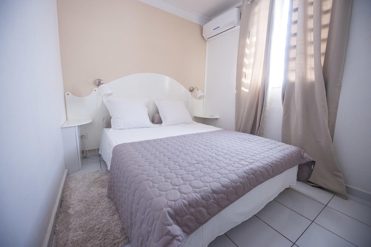 Locastudio - Carambole Sainte-Anne  Ngoại thất bức ảnh